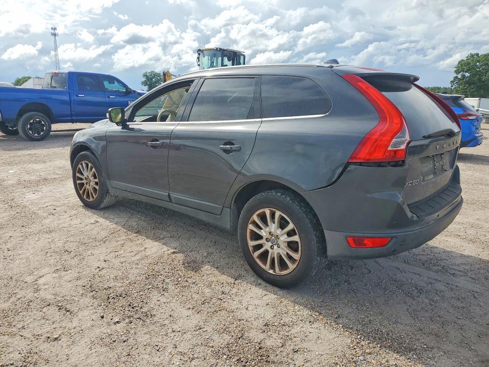 2010 Volvo Xc60 მანქანა იყიდება აუქციონზე, vin: YV4992DZ0A2125276, აუქციონის ნომერი: 46347296
