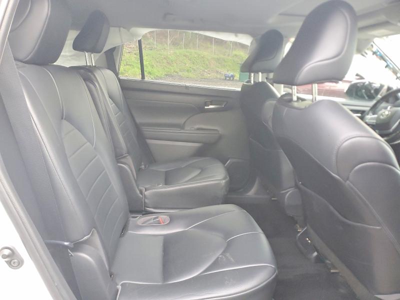 Продажа на аукционе авто 2021 Toyota Highlander, vin: 5TDGZRBH9MS119826, номер лота: 52562286