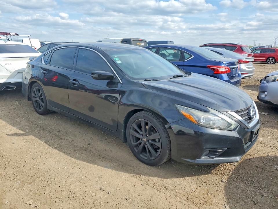 52428586 :رقم المزاد ، 1N4AL3AP3HC188571 vin ، 2017 Nissan Altima مزاد بيع