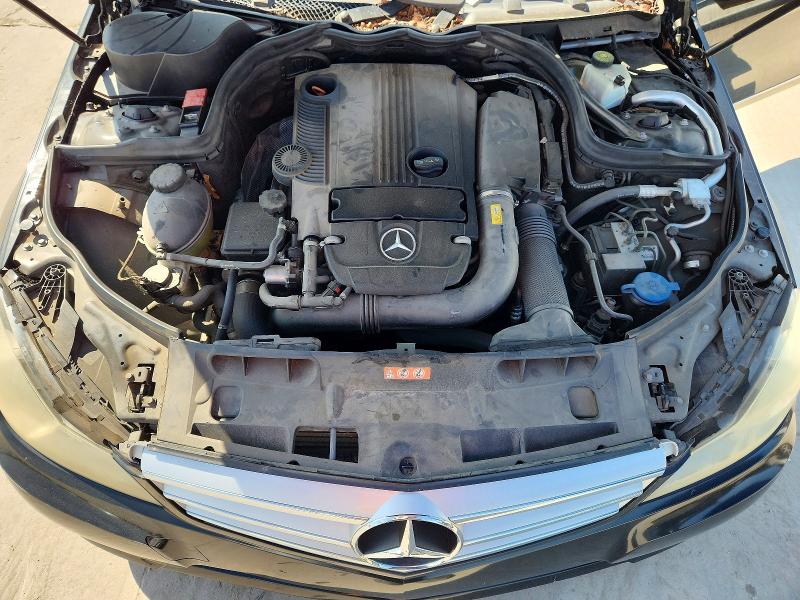 53536966 :رقم المزاد ، WDDGF4HB6CR203295 vin ، 2012 Mercedes-benz C مزاد بيع