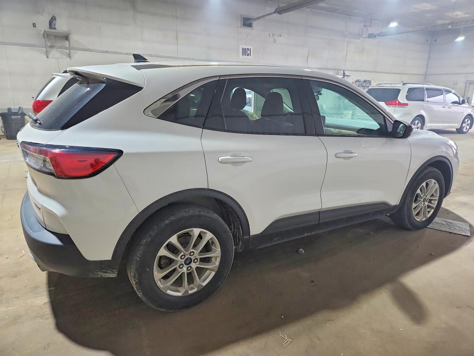 Продаж на аукціоні авто 2022 Ford Escape, vin: 1FMCU9G67NUB09910, номер лоту: 51502486