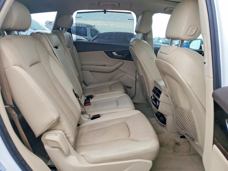 54445906 :رقم المزاد ، WA1LAAF72HD010208 vin ، 2017 Audi Q7 مزاد بيع