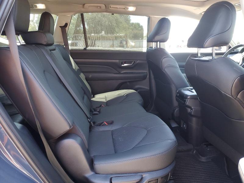 2026 Toyota Grand Highlander Hybrid მანქანა იყიდება აუქციონზე, vin: 5TDACAB5XTS072531, აუქციონის ნომერი: 52089226