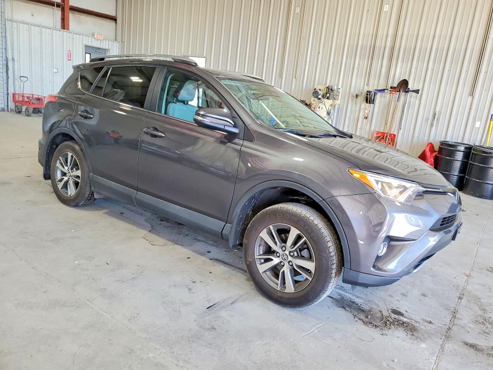 Продажа на аукционе авто 2017 Toyota Rav4, vin: 2T3RFREV4HW691913, номер лота: 53110056
