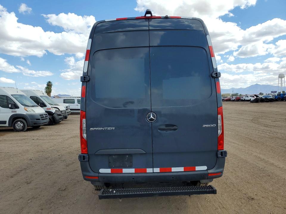 2019 Mercedes Benz Sprinter მანქანა იყიდება აუქციონზე, vin: WD4PF0CD7KP101743, აუქციონის ნომერი: 52297916