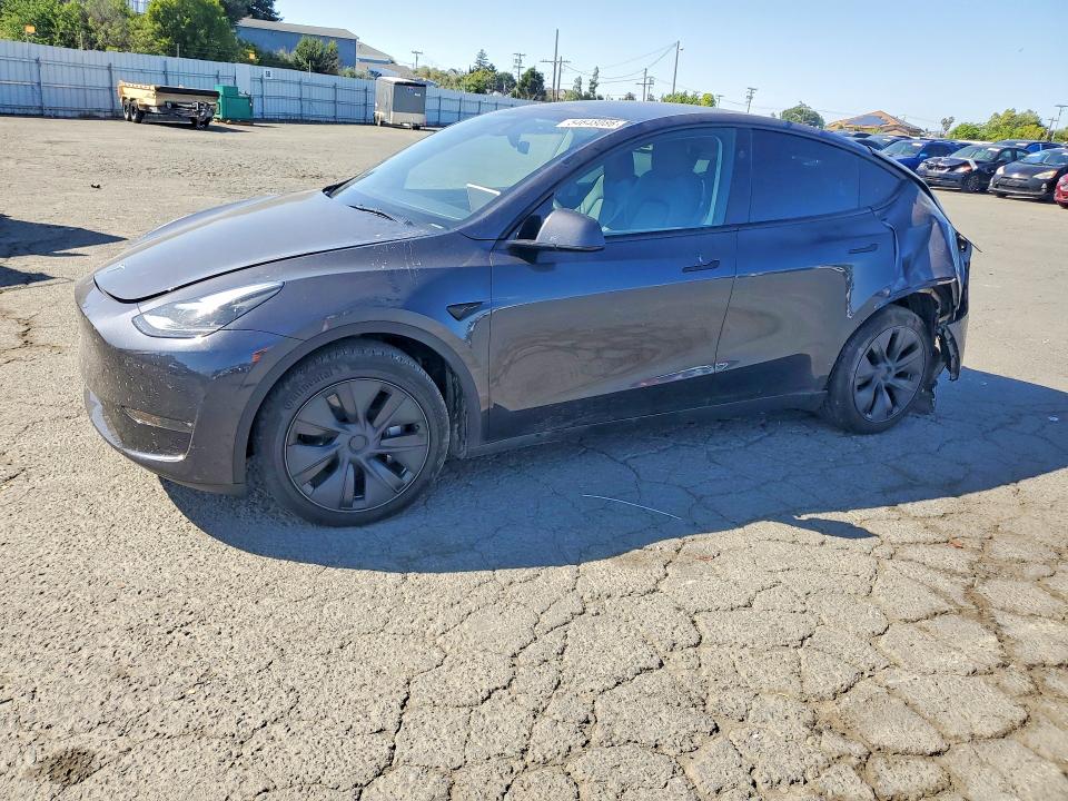 54648086 :رقم المزاد ، 7SAYGDEE1SF281758 vin ، 2025 Tesla Model Y مزاد بيع