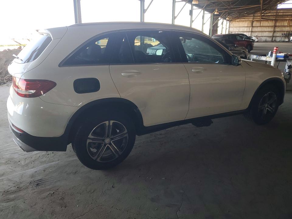 52753836 :رقم المزاد ، WDC0G4JB3HF158807 vin ، 2017 Mercedes-benz Glc مزاد بيع