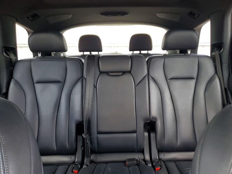 51862656 :رقم المزاد ، WA1LHAF70JD046187 vin ، 2018 Audi Q7 مزاد بيع