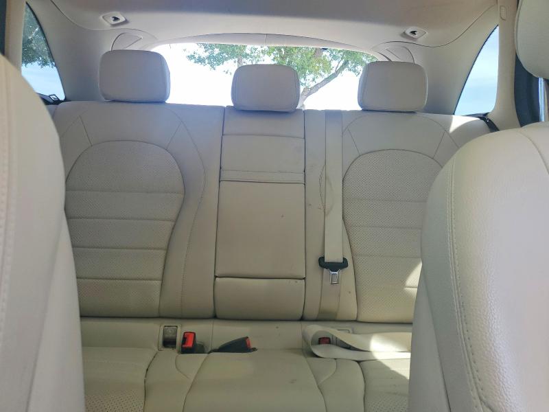 52319686 :رقم المزاد ، WDC0G4JB2KF635170 vin ، 2019 Mercedes-benz Glc مزاد بيع