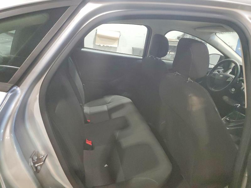 53682226 :رقم المزاد ، 1FADP3E27FL257923 vin ، 2015 Ford Focus مزاد بيع