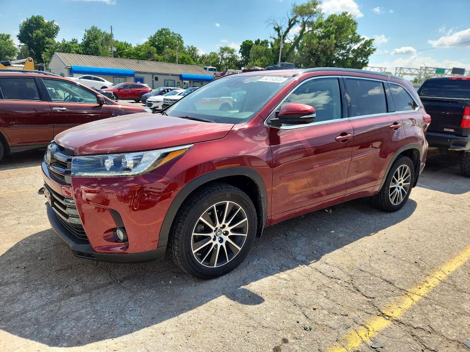 Aukcja sprzedaży 2017 Toyota Highlander, vin: 5TDJZRFH4HS456989, numer aukcji: 54714576