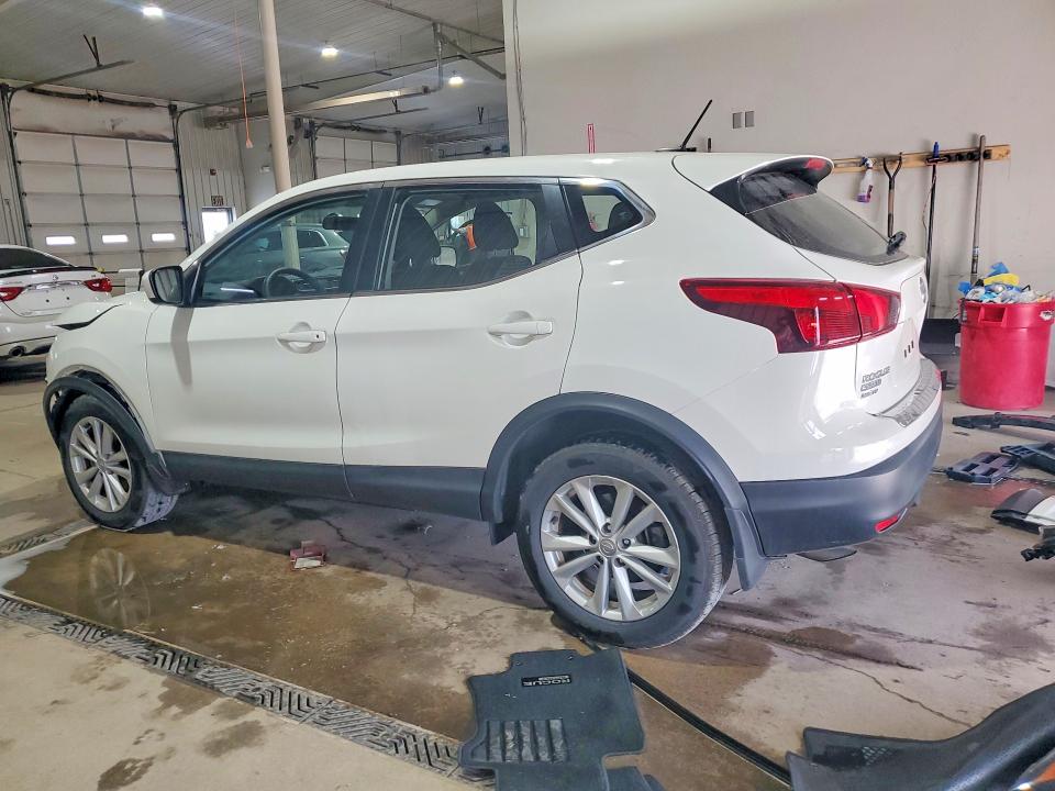 53747866 :رقم المزاد ، JN1BJ1CP5JW108930 vin ، 2018 Nissan Rogue Sport مزاد بيع