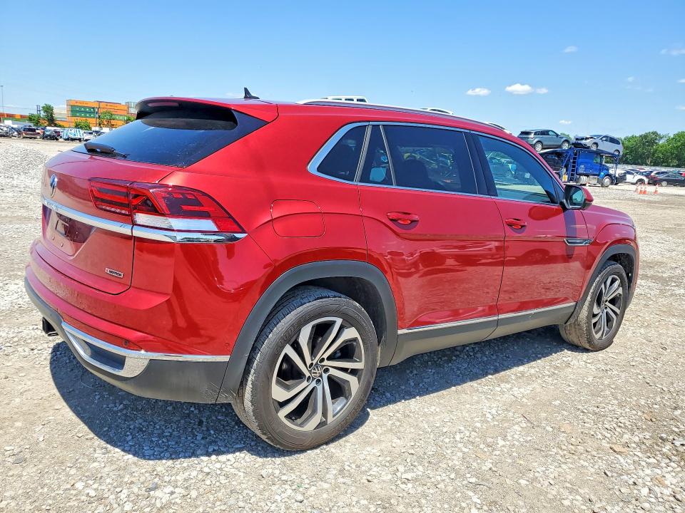 54722716 :رقم المزاد ، 1V2TE2CA1MC204842 vin ، 2021 Volkswagen Atlas Cross Sport مزاد بيع