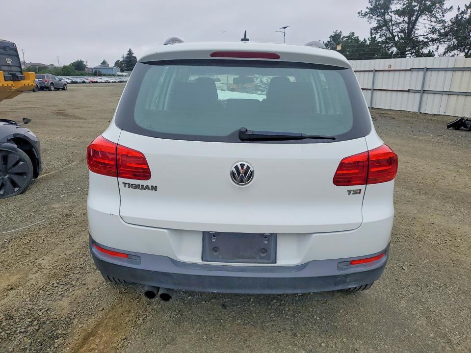 52380676 :رقم المزاد ، WVGAV7AX5GW584036 vin ، 2016 Volkswagen Tiguan مزاد بيع
