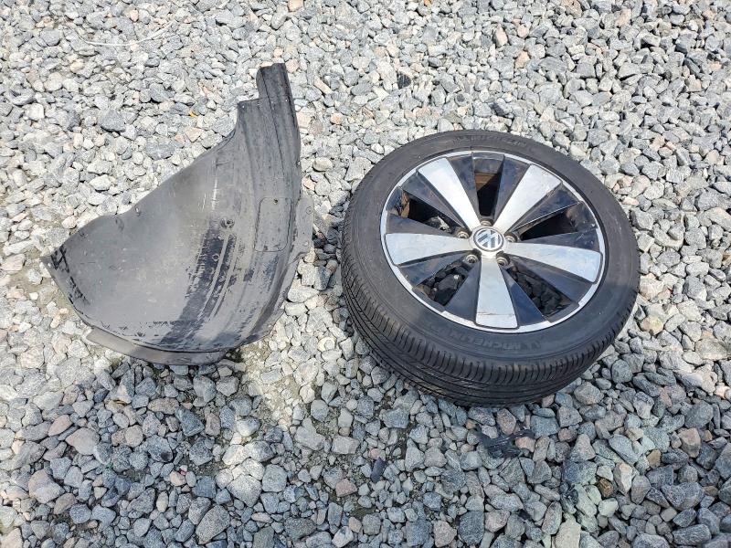 Продажа на аукционе авто 2013 Volkswagen Beetle, vin: 3VWVT7AT7DM681966, номер лота: 53537856