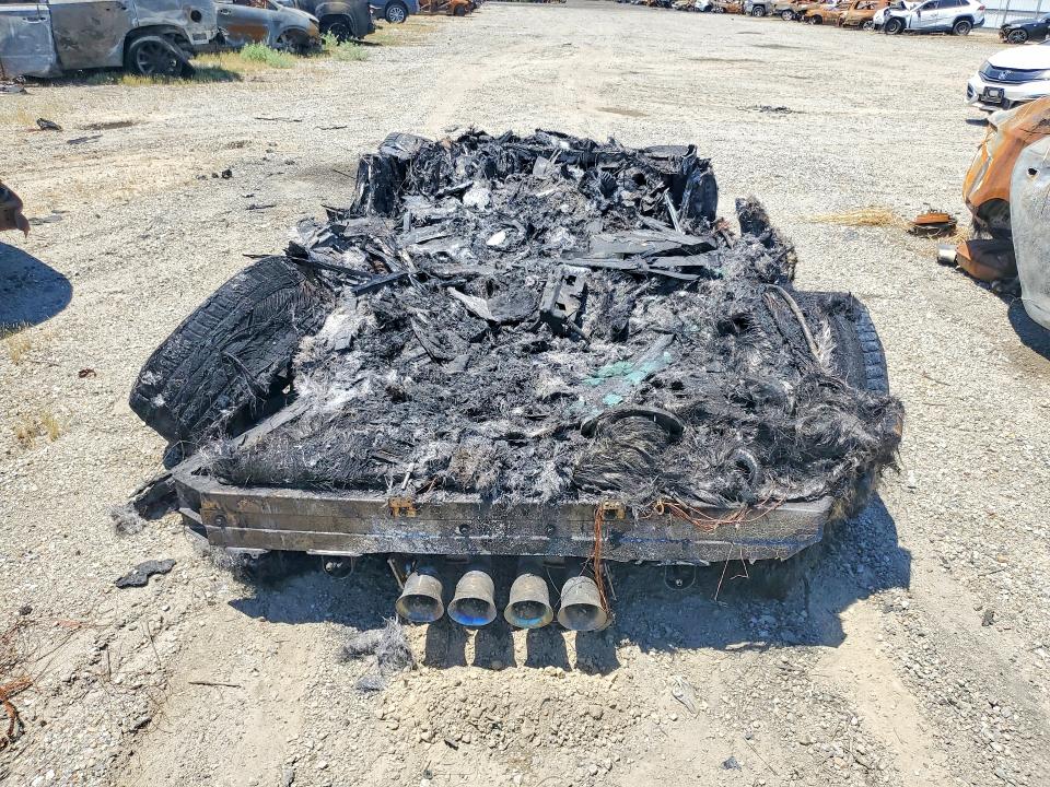 2014 Chevrolet Corvette მანქანა იყიდება აუქციონზე, vin: 1G1YL2D74E5110615, აუქციონის ნომერი: 53242366