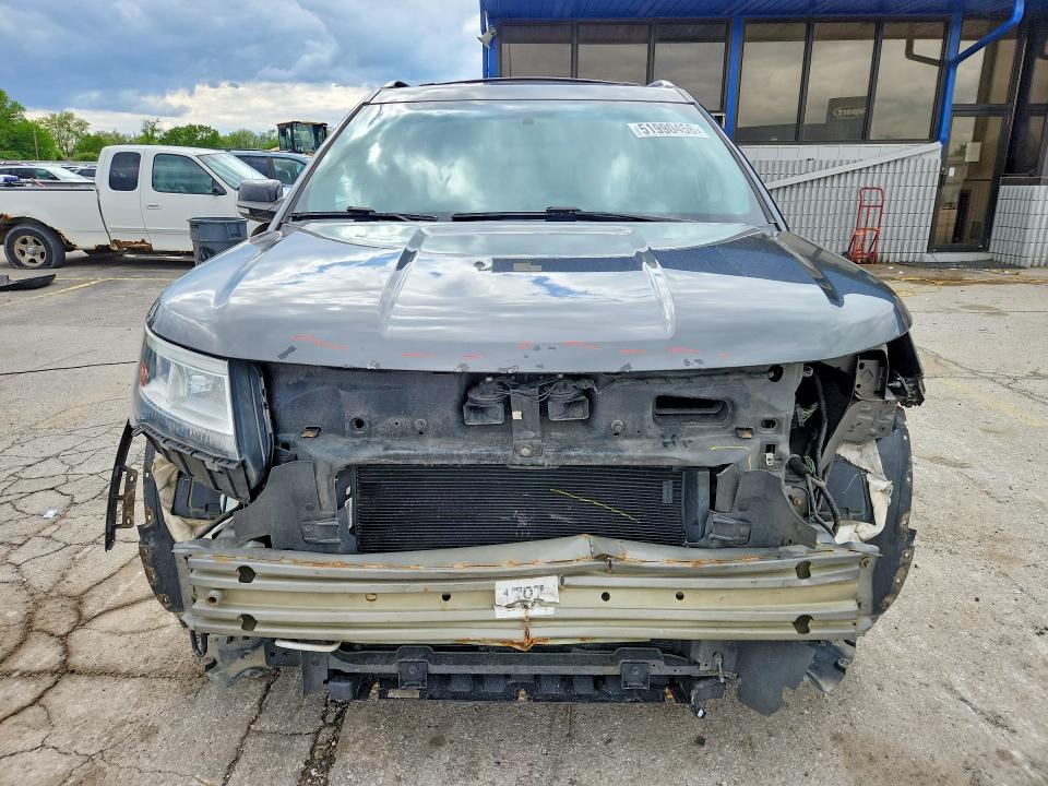 51990456 :رقم المزاد ، 1FM5K8D82HGA85520 vin ، 2017 Ford Explorer مزاد بيع