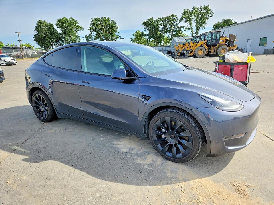 2022 Tesla Model Y მანქანა იყიდება აუქციონზე, vin: 7SAYGDEE9NF569774, აუქციონის ნომერი: 52263026