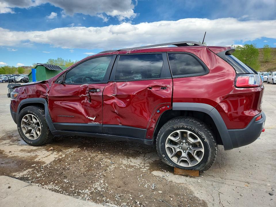 52535276 :رقم المزاد ، 1C4PJMBN3LD635173 vin ، 2020 Jeep Cherokee مزاد بيع