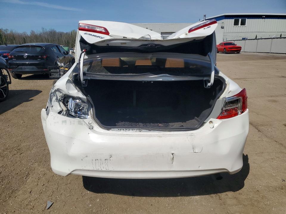 52222736 :رقم المزاد ، 4T1BF1FK1EU351856 vin ، 2014 Toyota Camry مزاد بيع