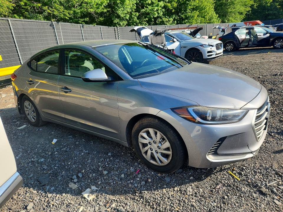 53966036 :رقم المزاد ، 5NPD74LF2HH171996 vin ، 2017 Hyundai Elantra مزاد بيع