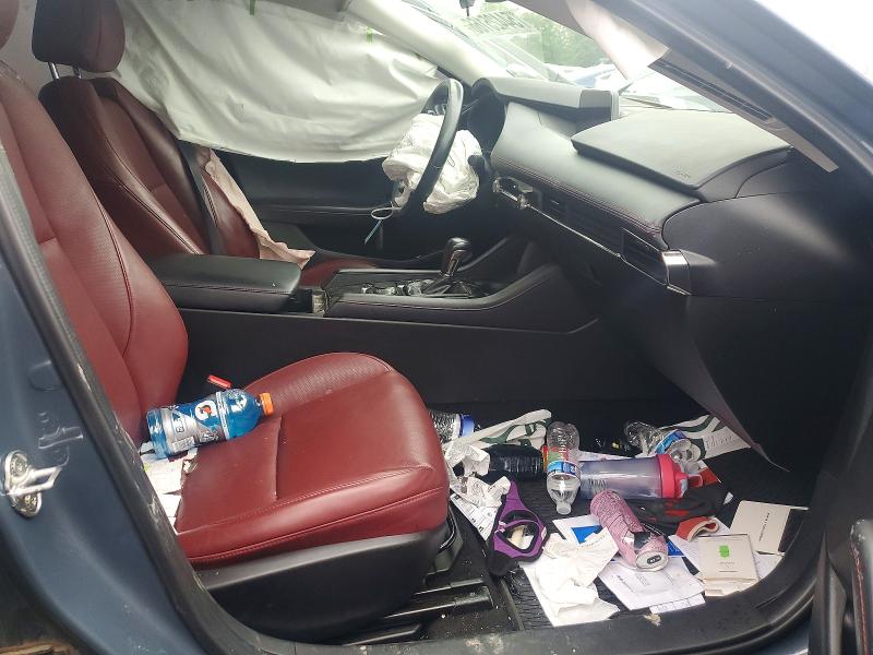 54425166 :رقم المزاد ، 3MZBPACL7NM314004 vin ، 2022 Mazda 3 مزاد بيع