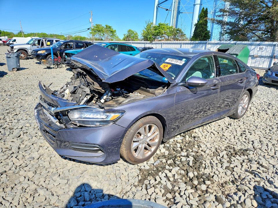 Auction sale of the 2018 Honda Accord, vin: 1HGCV1F18JA167062, lot number: 53070676