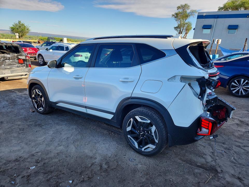 2024 Kia Seltos მანქანა იყიდება აუქციონზე, vin: KNDETCA76R7520606, აუქციონის ნომერი: 52463966