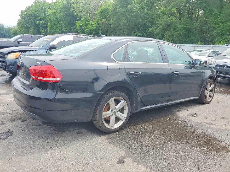 Продажа на аукционе авто 2015 Volkswagen Passat, vin: 1VWAT7A30FC116266, номер лота: 55280626