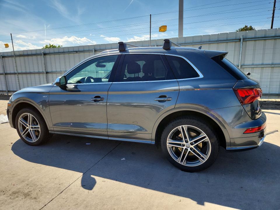 2018 Audi Sq5 მანქანა იყიდება აუქციონზე, vin: WA1A4AFY0J2166580, აუქციონის ნომერი: 53099126