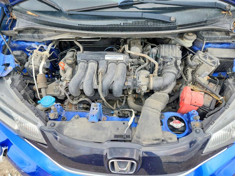 54686186 :رقم المزاد ، 3HGGK5H80FM787104 vin ، 2015 Honda Fit مزاد بيع