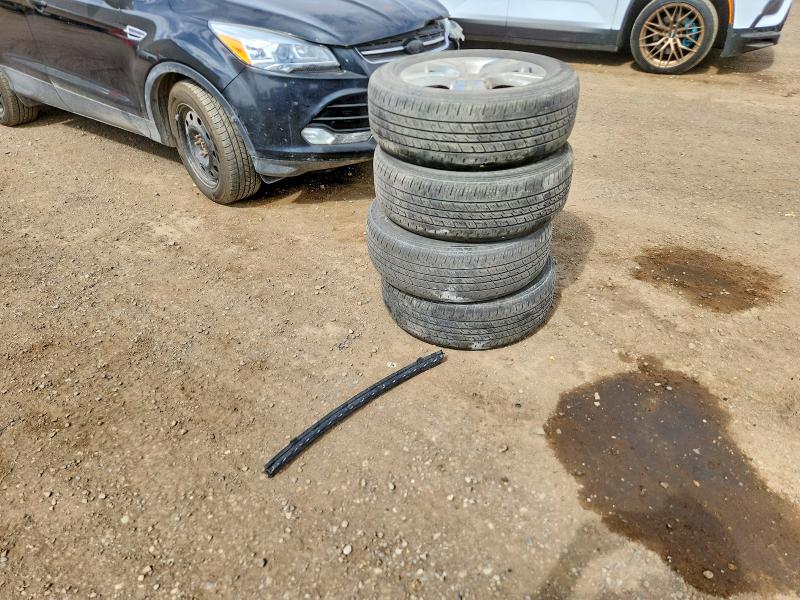 2012 Kia Sorento მანქანა იყიდება აუქციონზე, vin: 5XYKUDA2XCG283137, აუქციონის ნომერი: 54796176