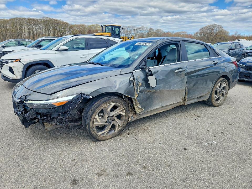 2025 Hyundai Elantra მანქანა იყიდება აუქციონზე, vin: KMHLP4DG5SU044719, აუქციონის ნომერი: 52169336