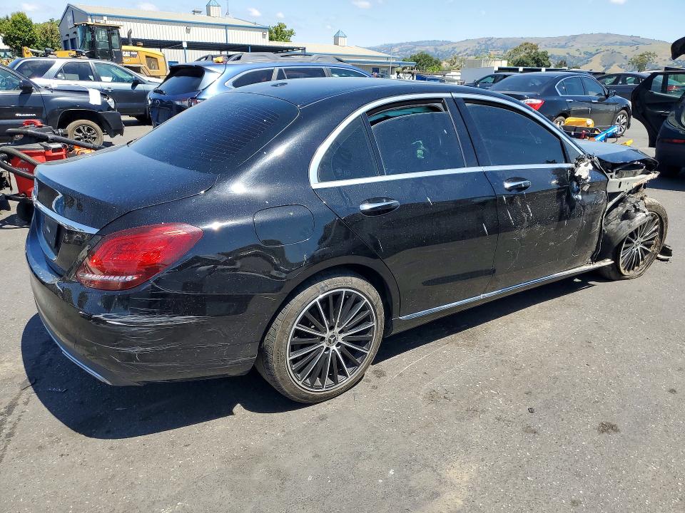 2021 Mercedes-benz C მანქანა იყიდება აუქციონზე, vin: W1KWF8DB9MR646759, აუქციონის ნომერი: 52763786