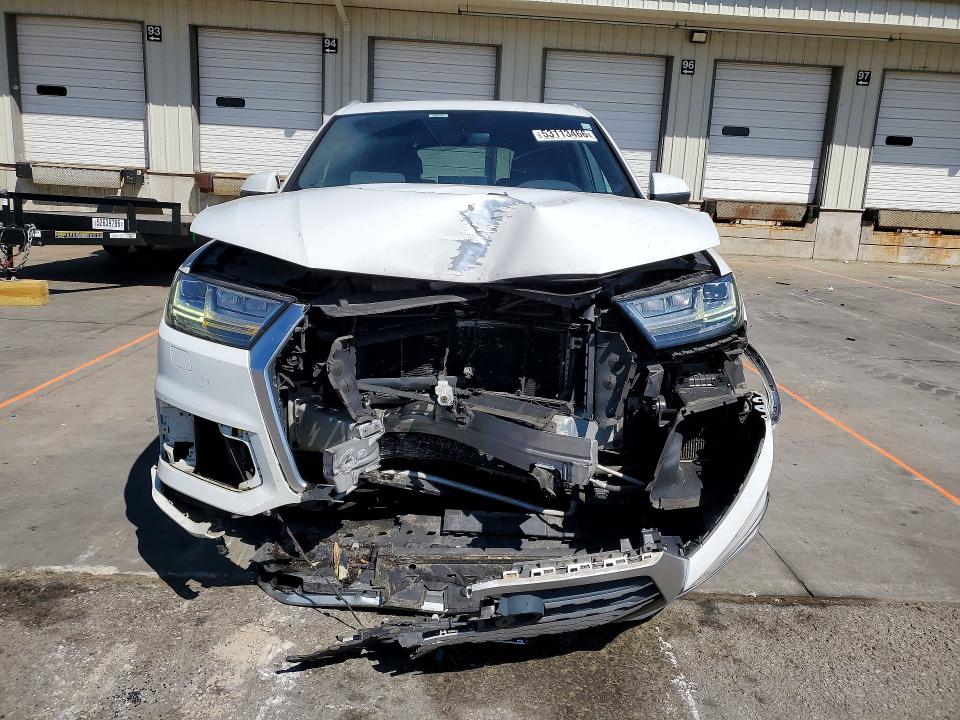 2018 Audi Q7 მანქანა იყიდება აუქციონზე, vin: WA1LAAF74JD040431, აუქციონის ნომერი: 53113466