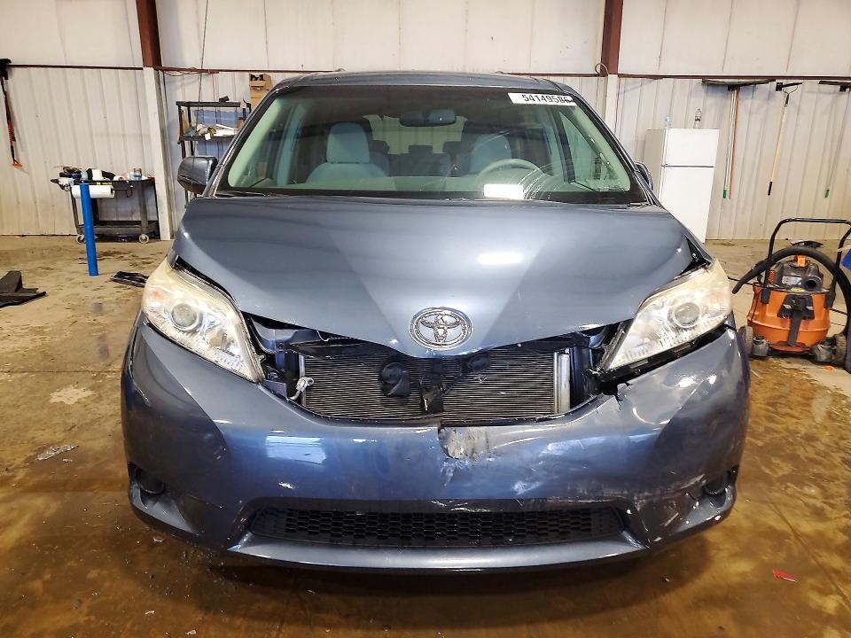 54149586 :رقم المزاد ، 5TDKK3DC3ES463778 vin ، 2014 Toyota Sienna مزاد بيع