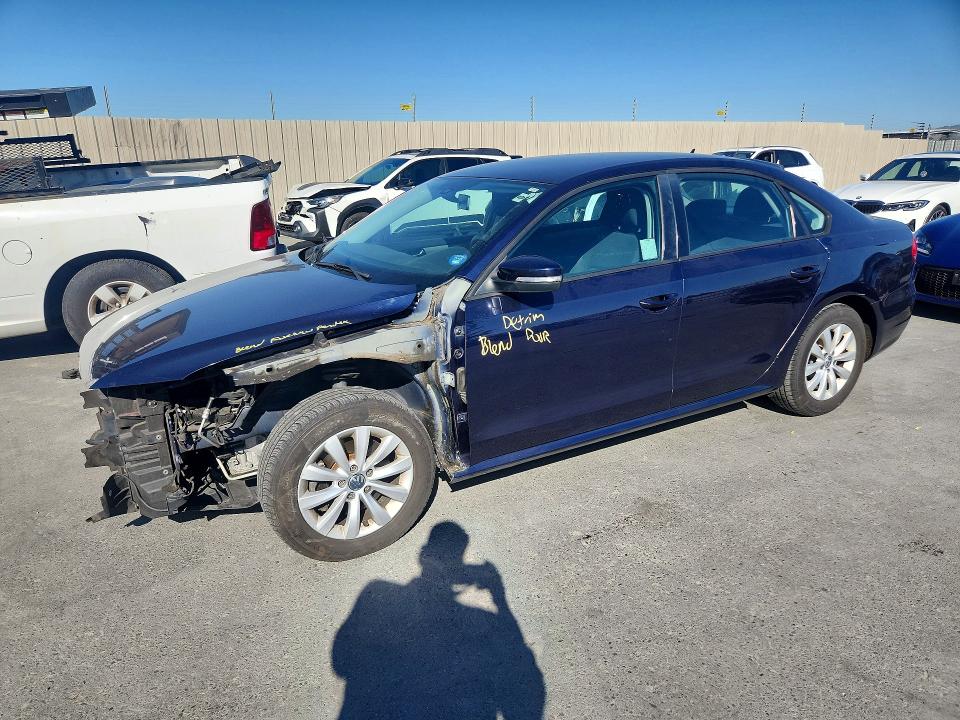 2013 Volkswagen Passat მანქანა იყიდება აუქციონზე, vin: 1VWAP7A31DC102149, აუქციონის ნომერი: 54466656
