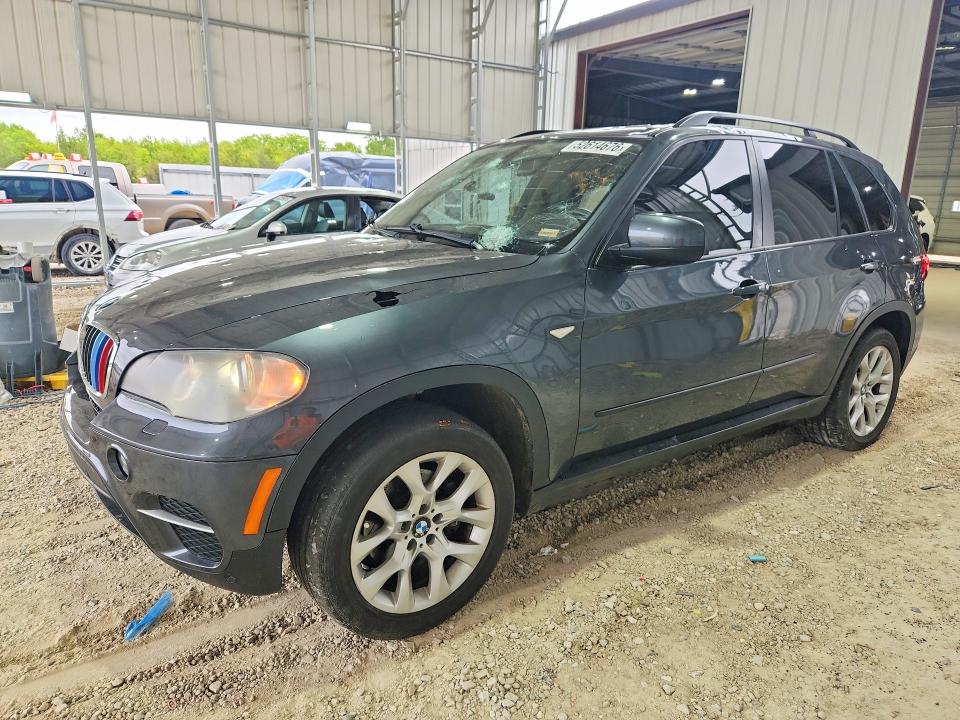 52614676 :رقم المزاد ، 5UXZV4C55BL740067 vin ، 2011 Bmw X5 مزاد بيع