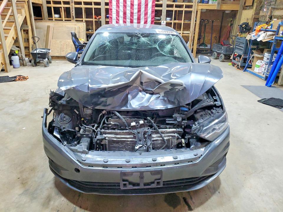 53249936 :رقم المزاد ، 3VWC57BU9MM060205 vin ، 2021 Volkswagen Jetta مزاد بيع