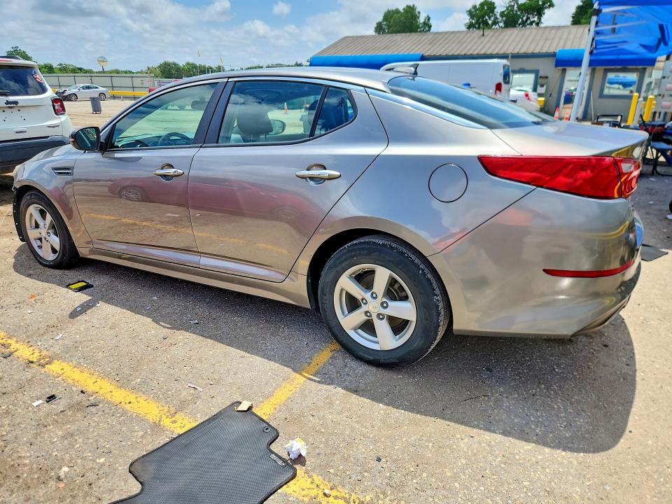 2015 Kia Optima მანქანა იყიდება აუქციონზე, vin: 5XXGM4A73FG447595, აუქციონის ნომერი: 54764256