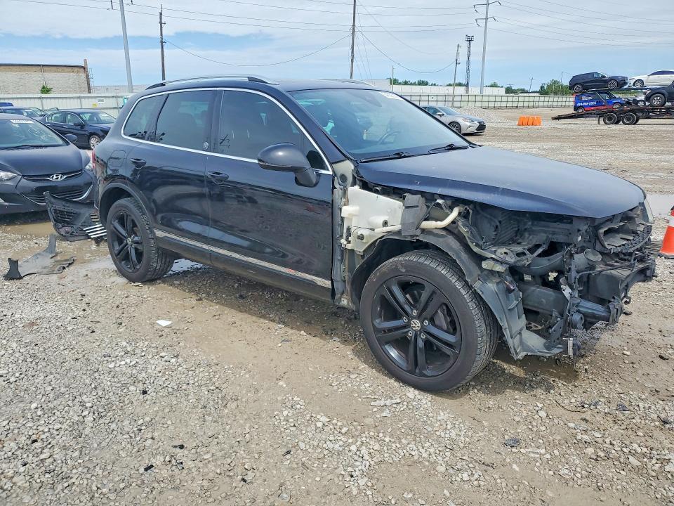 2017 Volkswagen Touareg მანქანა იყიდება აუქციონზე, vin: WVGRF7BP3HD004584, აუქციონის ნომერი: 54683006