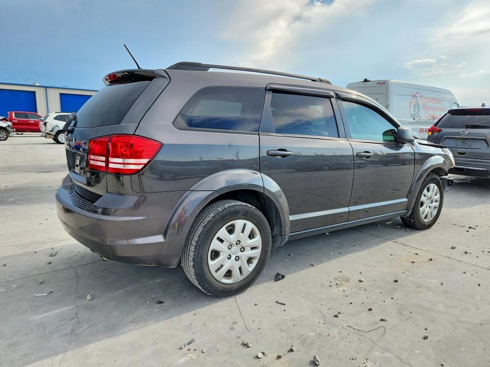 54556706 :رقم المزاد ، 3C4PDCAB0JT375685 vin ، 2018 Dodge Journey مزاد بيع