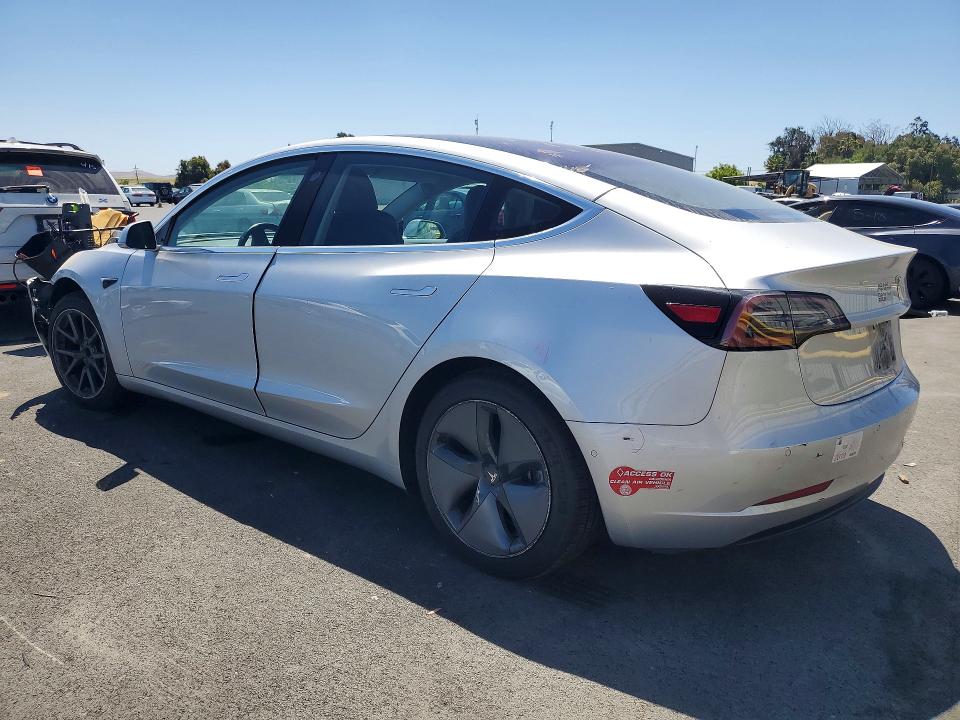 Продажа на аукционе авто 2018 Tesla Model 3, vin: 5YJ3E1EA0JF002873, номер лота: 53840986