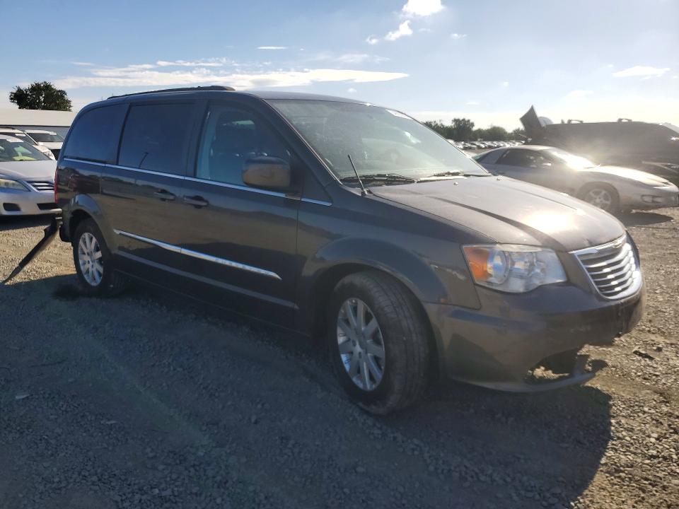 54865086 :رقم المزاد ، 2C4RC1BG8FR751814 vin ، 2015 Chrysler Town & Country مزاد بيع