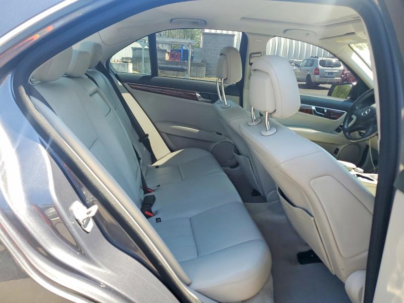 52524126 :رقم المزاد ، WDDGF8BB6BR174511 vin ، 2011 Mercedes-benz C مزاد بيع