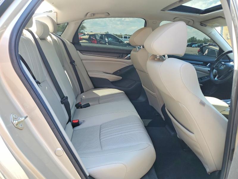 52374536 :رقم المزاد ، 1HGCV1F50KA152933 vin ، 2019 Honda Accord مزاد بيع