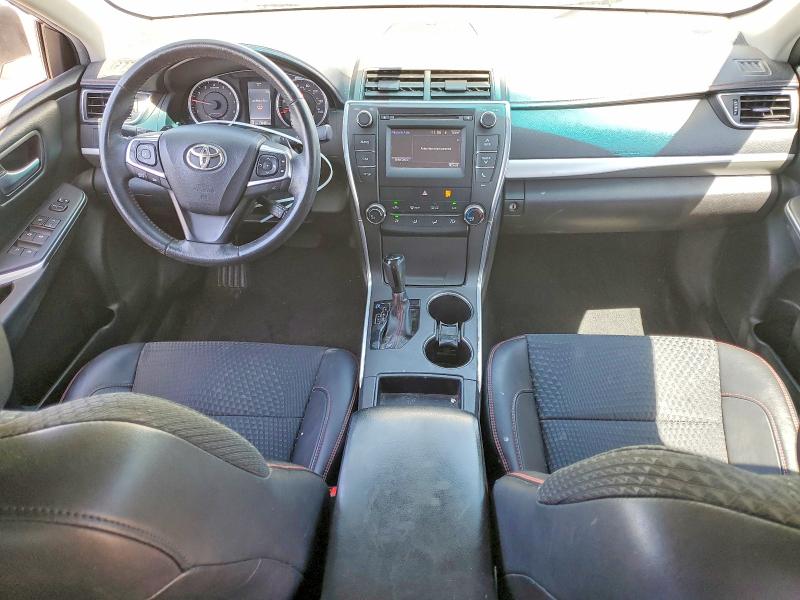 53655816 :رقم المزاد ، 4T1BF1FK2FU080176 vin ، 2015 Toyota Camry Se مزاد بيع