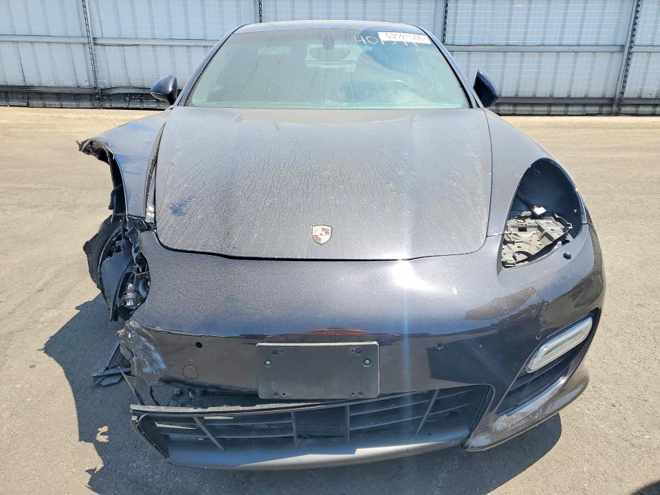 53591586 :رقم المزاد ، WP0AF2A74DL075427 vin ، 2013 Porsche Panamera مزاد بيع