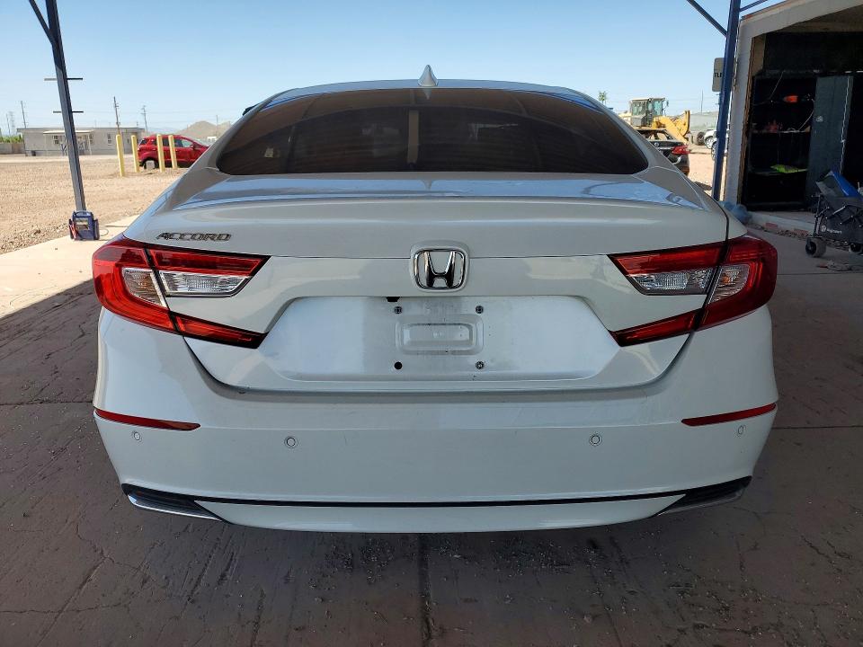 Продажа на аукционе авто 2022 Honda Accord, vin: 1HGCV1F52NA033544, номер лота: 55326806