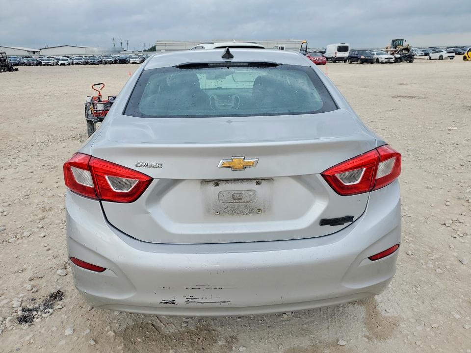 2017 Chevrolet Cruze მანქანა იყიდება აუქციონზე, vin: 1G1BC5SM6H7233762, აუქციონის ნომერი: 54054996